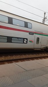 Le TGV le train 🚉 à Grande vitesse en Exercice au Royaume du Maroc 🇲🇦 #immobilier #immeuble #batiment #maison #design #curedubéton #architecture #amenagemente #escalier #escalator #conception #construction #plombierchauffagiste #plombier #ingénierie #plans #crepisage #modelisation #modeling #disporaafricain #Ingenieur #planarchitecture #ingenierie #DESSIGN #genicivil #designer #2D #3d #plomberie #batiment | Ir Victor Djunguluka