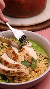 Elegant yet ready in 40 minutes or less—Martha’s Parmesan-Lemon Chicken with Herbed Pea Purée and Spinach Orzo is springtime cooking at its finest. Click the link in our bio for the full recipe and to add it to your upcoming Marley Spoon box 🧑‍🍳 . . . . . . #marthastewart #recipes #dinnerinspo #weeknightcooking #dinneridea | Marley Spoon