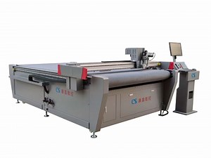 [Hot Item] Digital CNC Router Filler Cotton Garment Feeding Oscillating Knife Cutting Machine