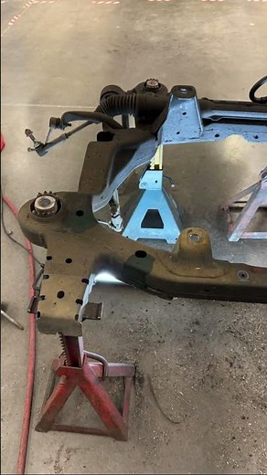 2006 Ford Freestyle CVT transmission removal and install.