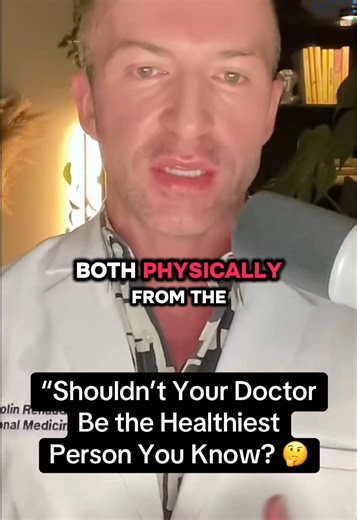 “Shouldn’t your doctor be the healthiest person you know? Both inside and out?” In this clip of the latest episode of The Med Matrix Method, functional medicine practitioner, Dr. Colin Renaud challenges the outdated mindset of primary care. That appearance doesn’t matter in medicine when in reality, your physical health should be reflected in your doctor’s own lifestyle and vitality. 👨‍⚕️ If your doctor can’t guide you to look and feel your best, are they really practicing health care — or just