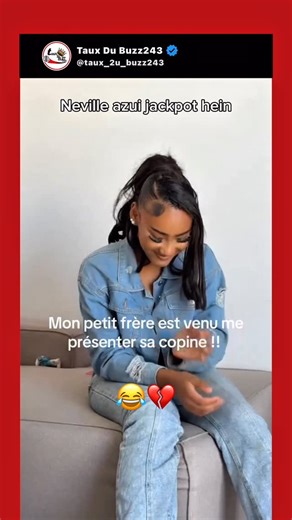 Taux Du Buzz243 on Instagram: "Il est venu présenter sa copine à sa grande sœur congolaise 😂 elle dit « Neville ozui jackpot hein »😭🥰 Nous sommes un média culturel congolais qui se consacre à la valorisation de l’actualité et du divertissement. À travers une diffusion en temps réel, nous mettons en lumière la créativité congolaise, les événements marquants et les talents qui inspirent la société, tout en créant un espace d’échange et de découverte. 📲 Abonnez-vous et partagez nos contenus pou