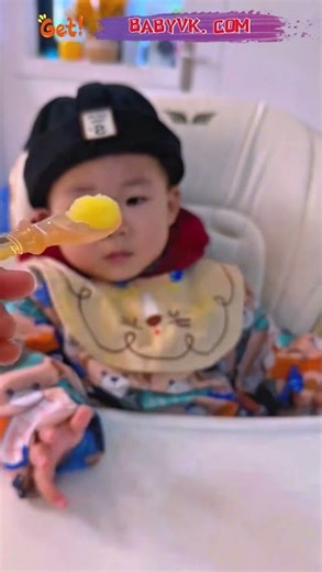 Baby Fruit Puree Spoon – Make Homemade Fruit Puree in Seconds #BabyCare #BabyFeeding