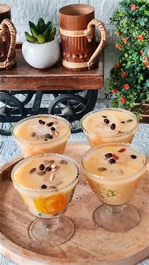 5 Minute Muskmelon Shake | Easy & Refreshing Summer Drink