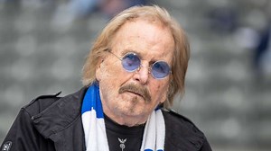 Schlagerstar Frank Zander teilt traurige Diagnose: „Habe sehr gelitten“