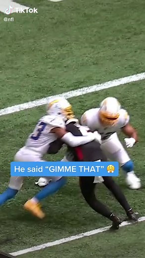 Khalil Mack's Impressive Tackle on the Chargers | LA Highlights