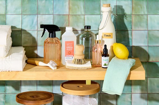Do the Ingredients in DIY Cleaners (Like Vinegar) Actually Kill Germs? We Asked an Expert