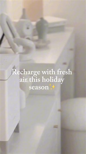 A humidifier that could double as decor while hydrating your space ✨💧⁠ ⁠ Mark your calendars and get ready to prepare your wishlists for the holidays 👀 ⁠ ⁠ VIPs get it first — subscribe now for early, exclusive access 🫣 | Carepod