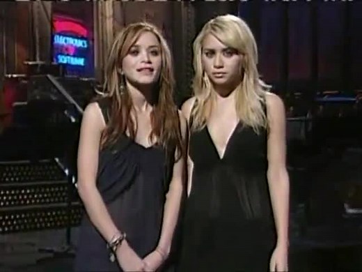 SNL: Mary-Kate & Ashley Olsen with J-Kwon Performance