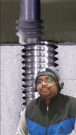 Thread Milling WITHOUT Drilling First! 🤯 CNC Trick You Need to See 🔥 #cncsoftware #robot #cncmill