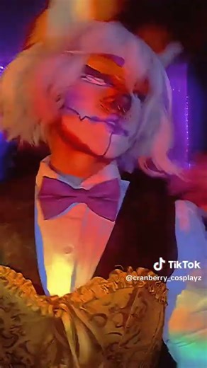 I MISS LOLBIT (even though the cosplay is cursed) #looptrend #loop #lolbit #lolbitfnaf #shorts #fnaf