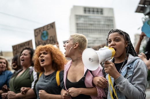 25 Bible Verses About Justice and Doing What's Right