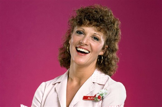 Linda Lavin, Alice Star and Tony Winner, Dies at 87: 'A Beautiful Soul'
