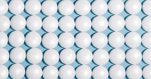 Mentos Solidified Its Place in Pop Culture With Cheesy Commercials and Weird Science