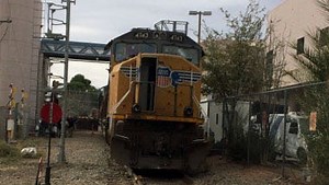 Northbound train strikes border gate in Nogales on Monday after police clear rail crossing to Arizona
