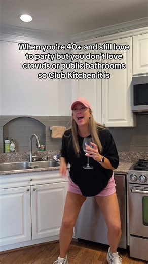 Unlimited drinks at Club Kitchen🍷 #midlife #40something #xennial | party