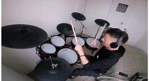 Estimados Maneimportianos, Les traemos una pequeña demo de la batería electrónica Alesis Strike Pro SE por nuestro cliente @mark.diethel. Gracias Mark por el aporte. 🥁 La batería electrónica Strike Kit de Alesis combina la sensación y familiaridad de la batería acústica con la versatilidad y la capacidad de las mejores baterías electrónicas. Con sus múltiples puntos de contacto y parches de malla dinámica, los bateristas tienen asegurado una respuesta optimizada y una gran calidad de sonido y c