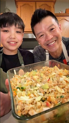 Peanut Chicken Salad #chickensalad #asiansalad #saladrecipe #easymeal #dinnerideas #food #recipes