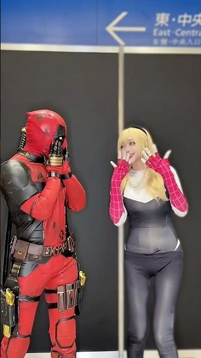 Spider-Gwen × Deadpool | Tokyo Comic Con Cosplay Short ✨ #cosplay