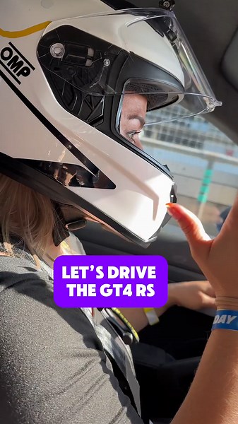 Porsche GT4 RS Taxi Laps