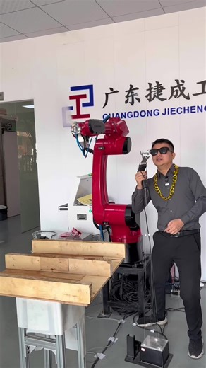 Peter (@peterrobot)’s videos with original sound - Peter