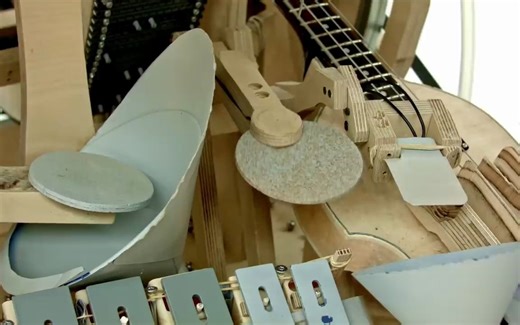 Wintergatan - Marble Machine (music instrument using 2000 marbles)