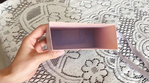 Watch How to assemble gift bag on Amazon Live