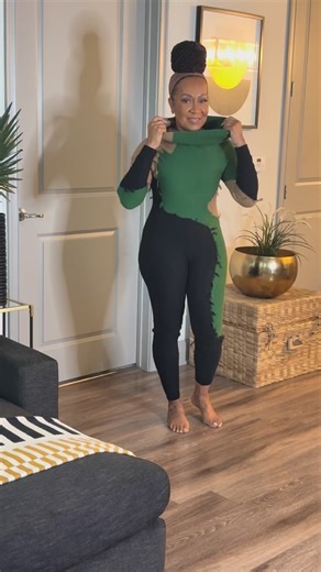 Sharon Richards on Instagram: "“She’s over 60, she’s seasoned, and her fashion is louder than your doubts.” #AgingFabulously #Over60Style #60PlusFashion #FashionOver60 #BoldAt60 #AgelessStyle #AgeIsMySuperpower #ConfidenceOver60"