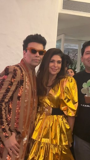 53K views · 33 reactions | London’s most iconic gin brand #sipsmithgin arrived in India over the weekend and the classy unveiling witnessed the city's upper crust in full attendance! @sipsmith @toastevents_in #thewayitwasdone | Viral Bhayani Videos | Facebook