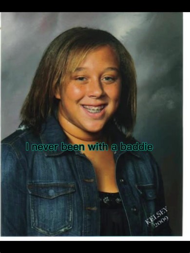 #CapCut #baddie #throwbacks #followme #fyp | baddie