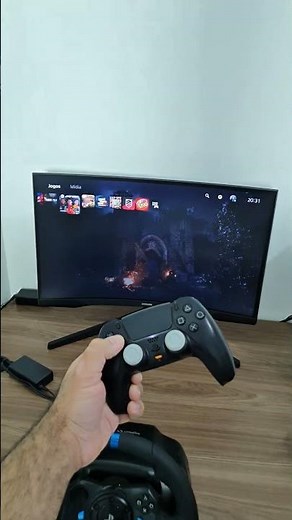 Samsung Odyssey G5 Monitor with 2k Curved Screen and 165Hz!