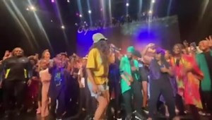 Surprise! Erykah Badu attended Erykah Badu the Musical for the finale show! #TBAAL #music | The Black Academy of Arts and Letters Inc.