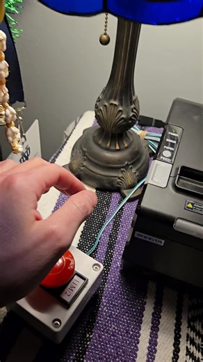 Today's joke of the day! #dadjoke #jokeoftheday #jokebuttonguy