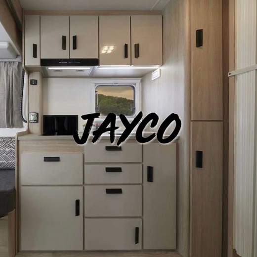 JAYCO CONQUEST RM20.5 or WINDSOR DAINTREE #RV #motorhome #mobilehome #comparison