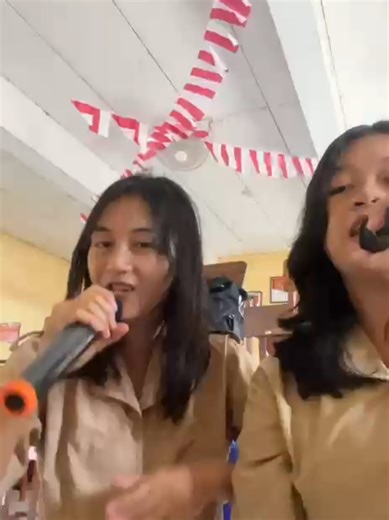 Spicy K-Pop Cover with Hot Sauce Vibes