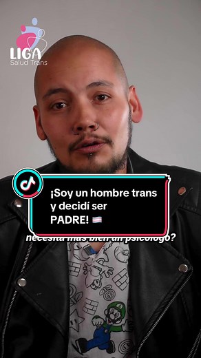 🏳️‍⚧️ #EspecialMadresYPadresTrans I Desde la @ligasaludtrans trabajamos por construir un ecosistema de salud que reconozca las paternidades trans. Las personas trans también tenemos derecho a conformar una familia. ¡Feliz Día del Padre a quienes, con su ejemplo, enriquecen y transforman el significado de ser padre, recordándonos que la paternidad es, ante todo, un acto de amor profundo y genuino! Las transmasculinidades que deciden ser padres enfrentan violencia sistemática dentro del sistema d