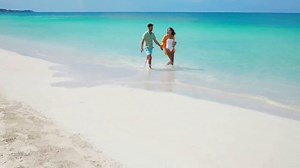 Sandals Resorts Jamaica Sale TV Spot, 'It's On: $1,000 Credit' Song by Bob Marley