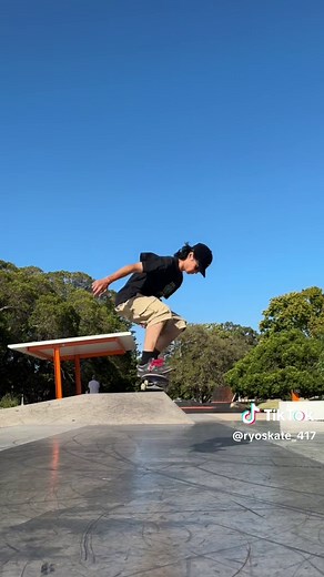 Mastering the Ollie Skateboarding Trick