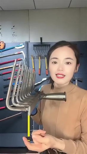 九齿大弯耙钉耙搂草耙子 开荒翻地专用大耙子，九齿十二齿可选，锰钢材质，经久耐用#耙子#农具 #钉耙 #农用工具 #三农