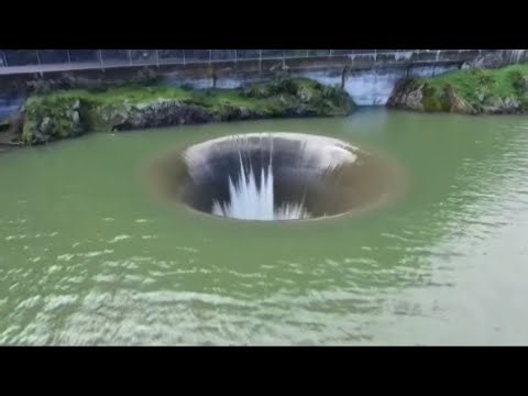 The biggest dam || destroyed|• #dam #viralviralvideo