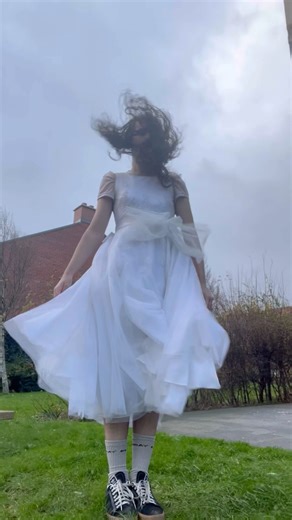 Windy Wedding Dress (12)