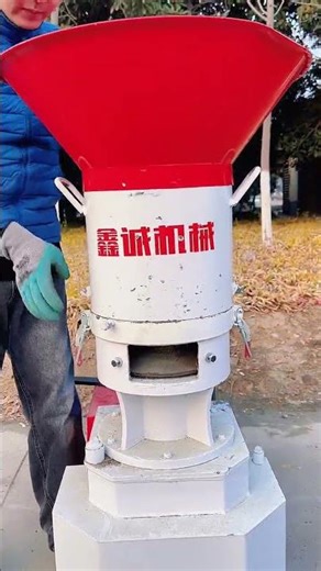 Watch this powerful pellet making machine in action #pelletmakingmachine