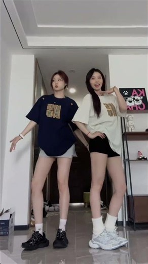 What an amazing dance by these beautiful girls! 💃🔥