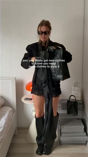 so happy and confused as usual🫦👜 bag insta: miroshnikov.store