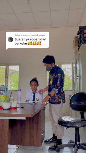 Latihan Voice Over dengan Abigael untuk Lomba UKBI