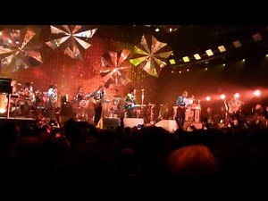 Arcade Fire Live Ready To Start @ Paris Zénith (03/06/2014)