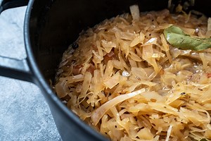 Deftiges Sauerkraut zubereiten und kochen nach Oma's Rezept