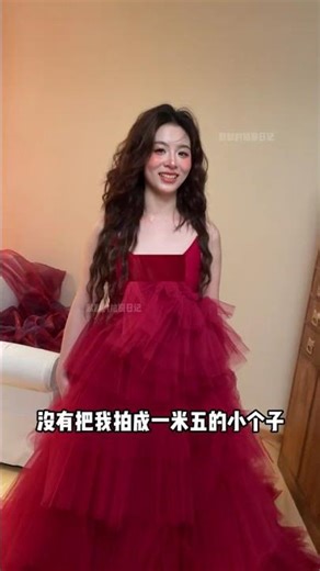 Chengdu's Diversity: Plus-Size, Skinny Girls in Fashion Photoshoot