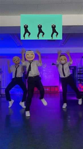 😏顔文字隊と申します✌️✨懐かしい音源で踊ってみたよ！