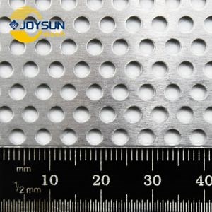 [Hot Item] Hoja de metal perforado de acero inoxidable galvanizado Q235 hoja perforada recubierta de aluminio hoja de tira malla de metal perforado/ hoja de acero perforado